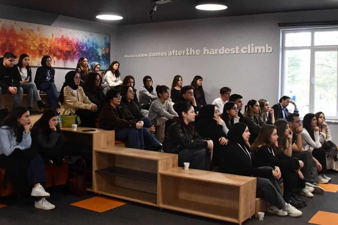 Murat İnan: Yapay zeka tasarım süreçlerini hızlandırıyor ama duygudan yoksun