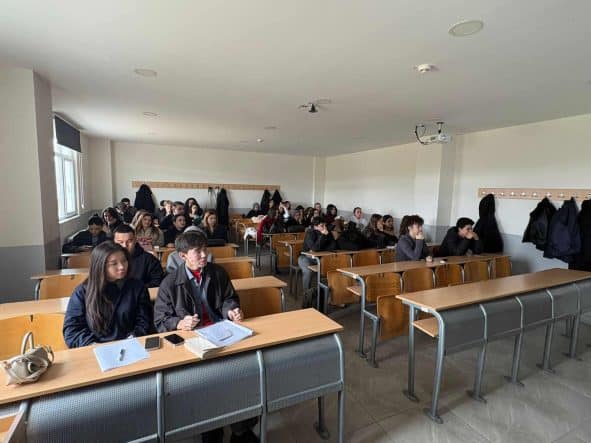 Türkiye ve Birleşik Krallık Arasındaki Ticari İlişkiler İlk Ders Etkinliğinde Detaylı Şekilde İncelendi