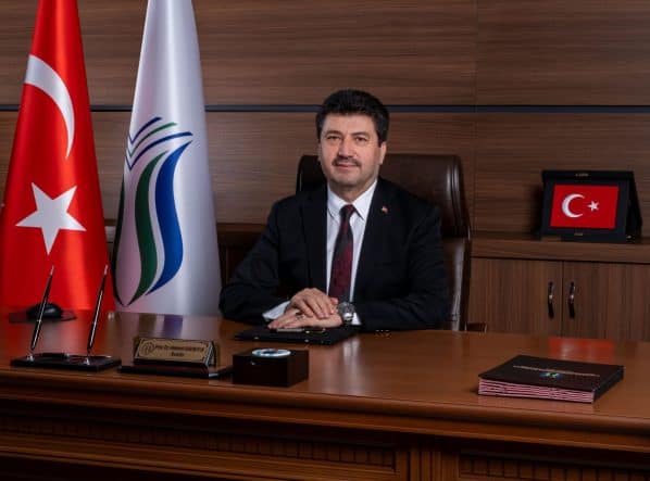 SUBÜ Rektörü Prof. Dr. Sarıbıyık’tan Ramazan Bayramı’na Özel Mesaj: Birlik ve Dayanışma Vurgusu