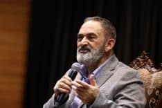 Serdivan’da Dursun Ali Erzincanlı’nın Şiir Dinletisiyle Anlamlı Ramazan Gecesi Yaşandı