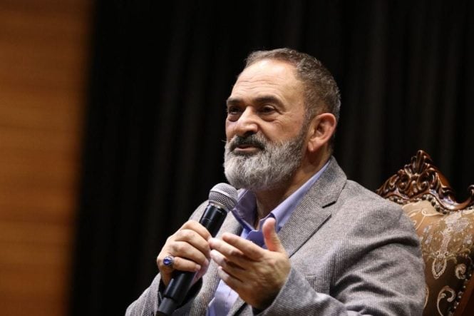 Serdivan’da Dursun Ali Erzincanlı’nın Şiir Dinletisiyle Anlamlı Ramazan Gecesi Yaşandı