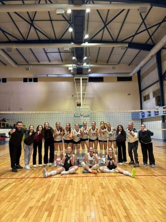 Serdivan Belediyesi Yıldız Kız B Takımı Zorlu Yarı Finalde Final Biletini Kazandı