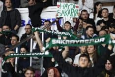 Sakarya Büyükşehir Basketbol, Yarı Finalde Kütahya Karşısında Taraftar Desteğiyle İkinci Galibiyetini Aldı