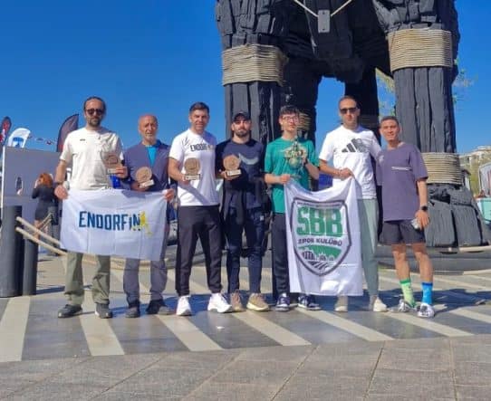 Sakarya Büyükşehirli Atletler Troya Maratonu’nda Kendi Yaş Gruplarında Dereceye Girdi