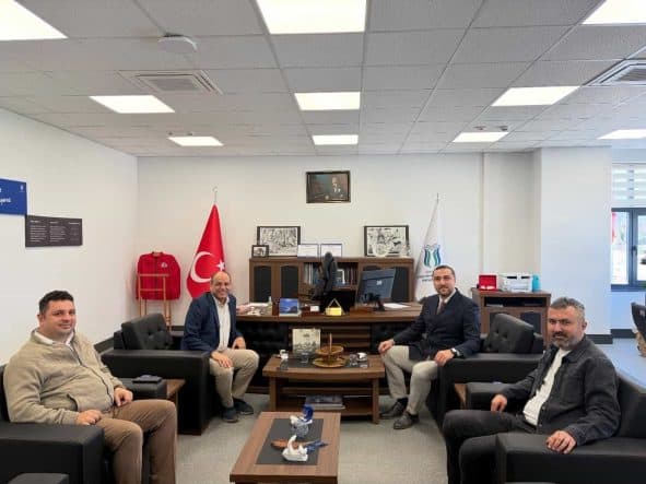 Gümüşova MYO Heyeti, Yüksekokullar Arası İş Birliği İçin Ziyaret Gerçekleştirdi