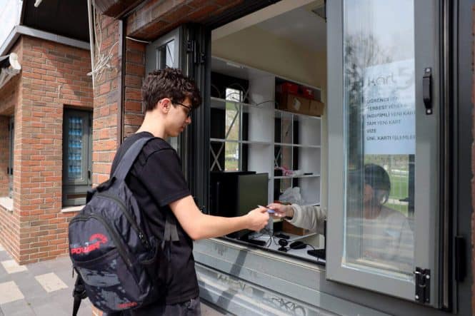 Sakarya’da KART54 Kullanıcıları İçin Demokrasi Meydanı ve Millet Bahçesi’nde Yeni İşlem Noktaları Açıldı