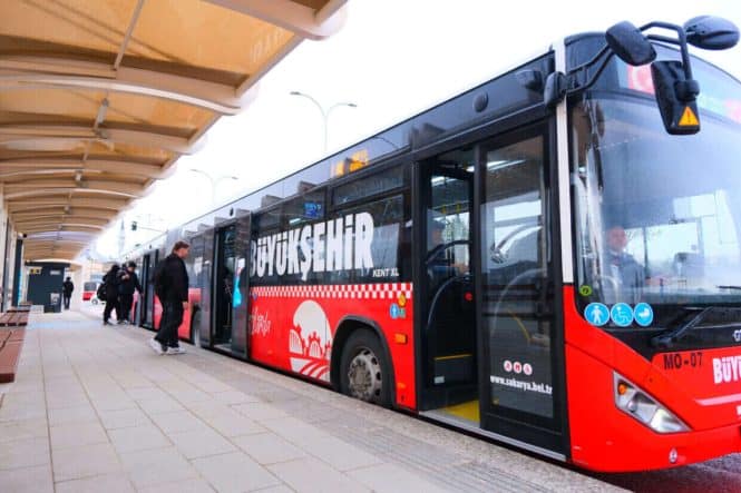 Sakarya Metrobüs Hattında Ücretli Taşıma ve Artan Seferler 16 Nisan’da Başlıyor
