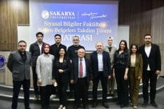 Sakarya Üniversitesi SBF’de Güz Dönemi Onur ve Yüksek Onur Belgeleri Sahiplerini Buldu