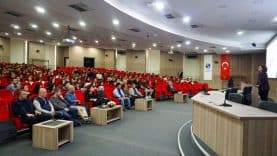 Sakarya Üniversitesi’nde İşletLab Projesi: Öğrenciler Sektörle Uygulamalı Deneyim Kazanıyor