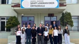 Şehit Lokman Eker Ortaokulu’na İlçe Millî Eğitim Müdüründen Tebrik Ziyareti
