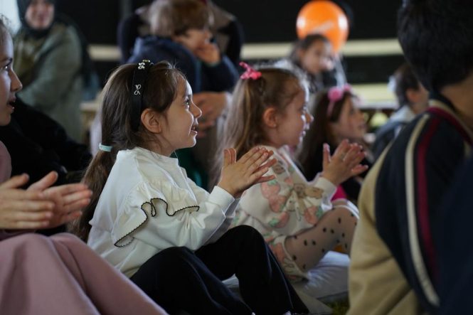 Serdivan Kitap Fuarı’nda Edebiyat ve Çocuk Atölyelerine Yoğun Katılım