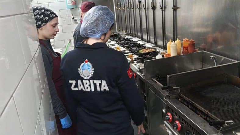 Serdivan’da Fırın ve Marketlerde Hijyen ve Fiyat Denetimleri Sıkı Takipte