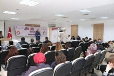 Sakarya Üniversitesi Akademisyenleri Adapazarı’nda Türkçe Şenliğine Uzmanlık Katkısı Sundu